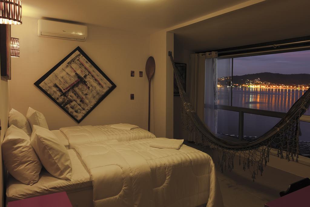 Porto Charitas Sailing Guest House นิเตรอย ภายนอก รูปภาพ
